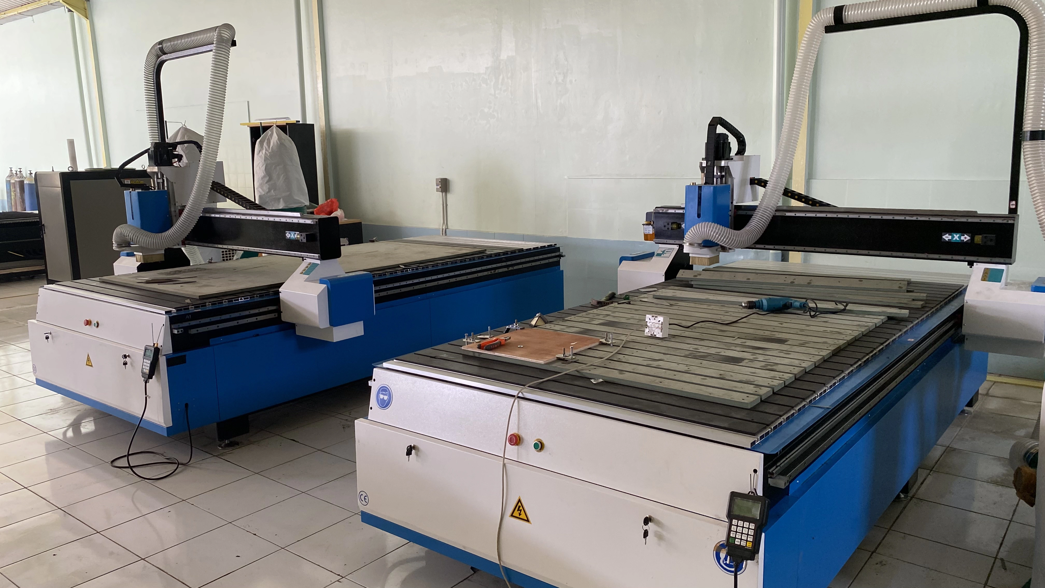 Mesin CNC Router untuk jasa CNC router interior dan exterior